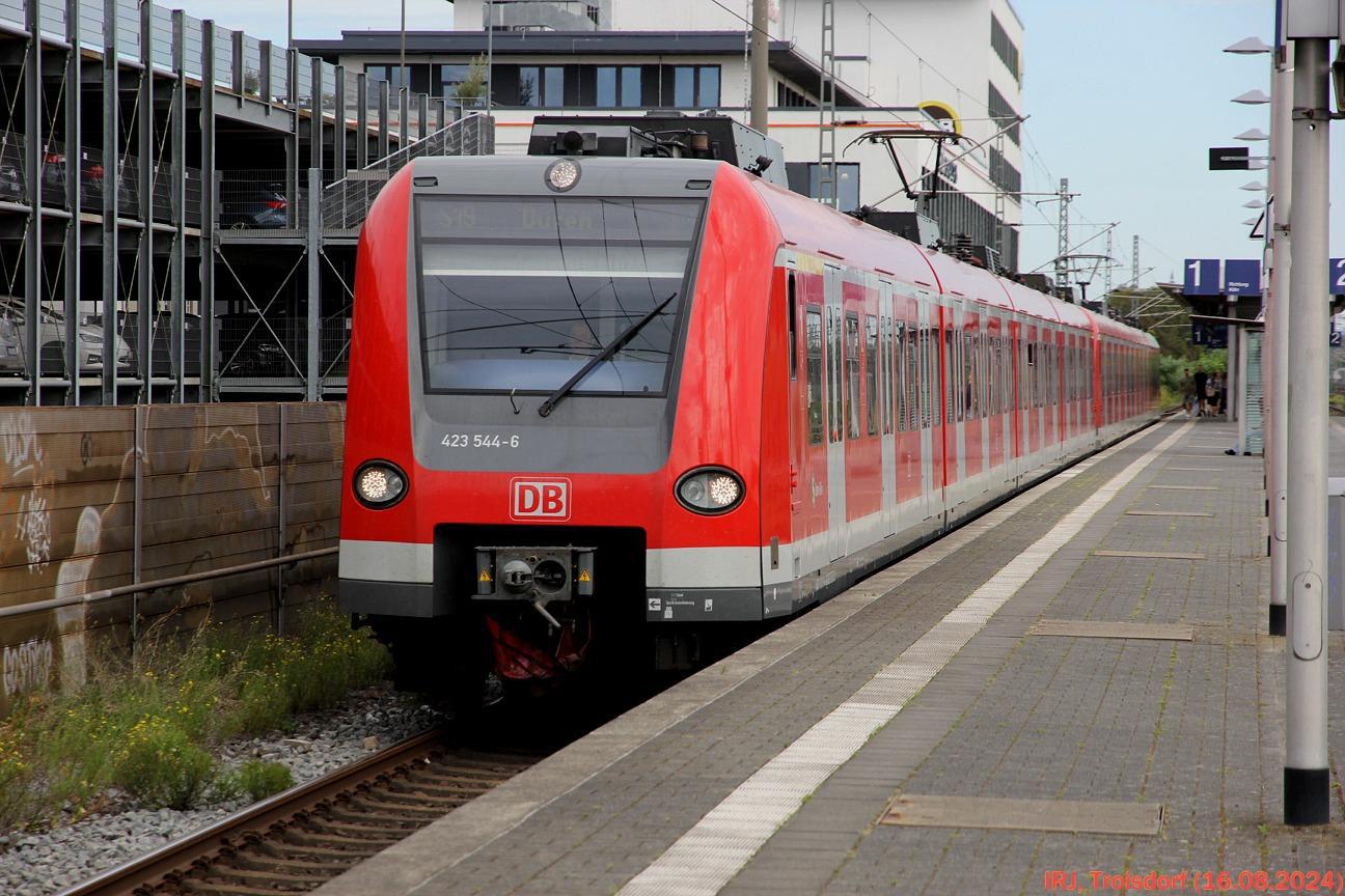 306