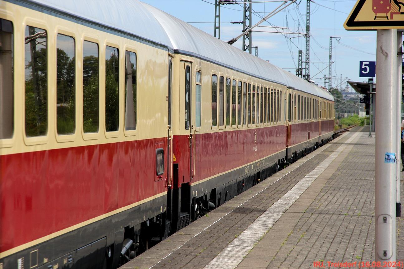 213