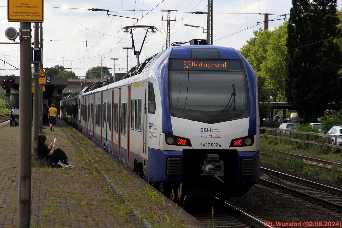 390